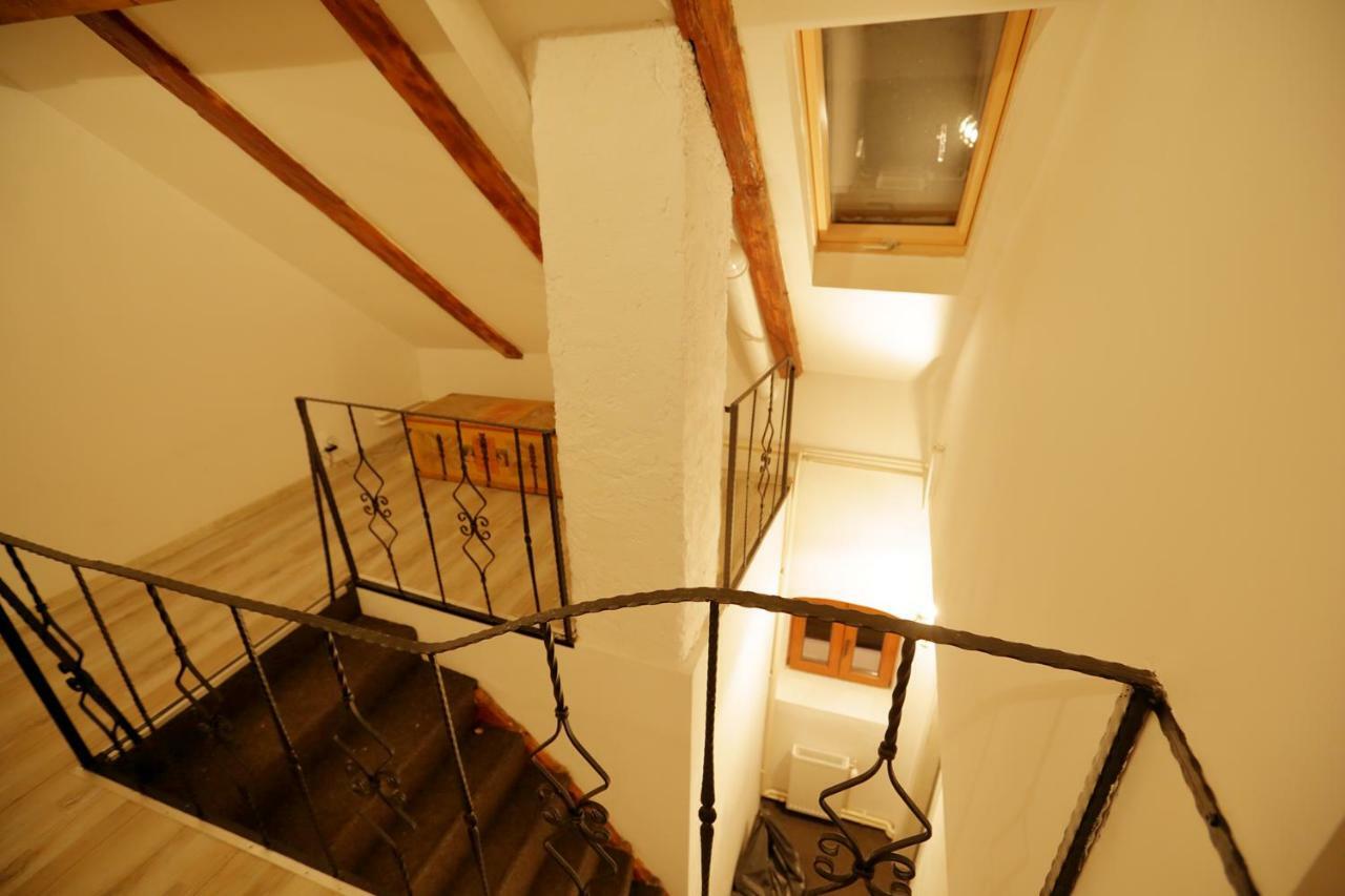 4 Rooms Piata Sfatului Brasov Ngoại thất bức ảnh